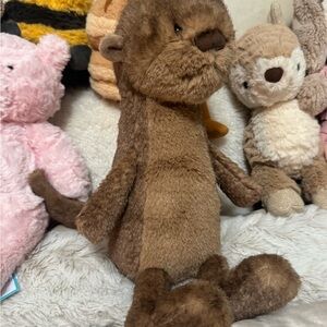 Jellycat Brooke Otter BNWT